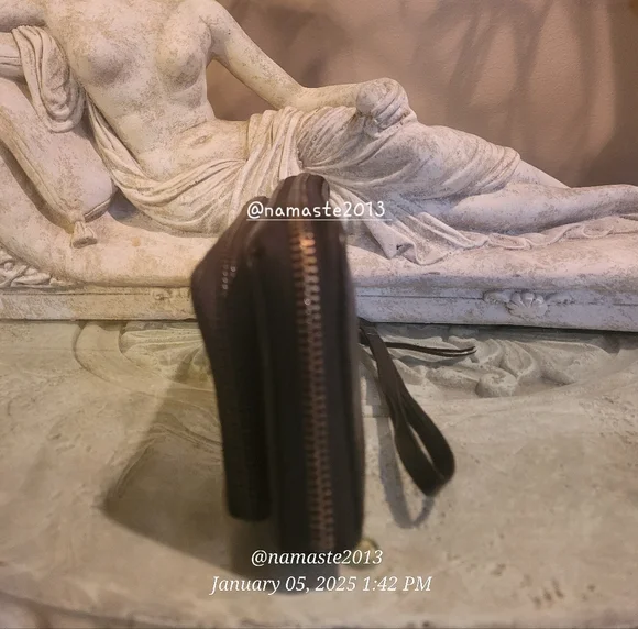L.A.M.B. by Gwen Stefani Black Houndstooth Leather Clutch Leather Designer#73